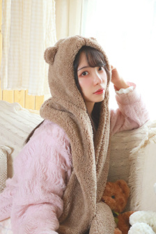 龚玥菲潘金莲